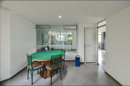 Apartamento à venda com 108m², 3 quartos e 2 vagas Apartamento à venda com 108m², 3 quartos e 2 vagasÁrea comum