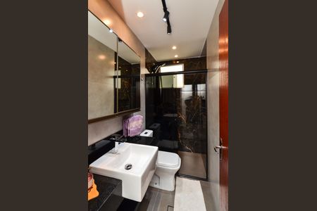 Apartamento à venda com 108m², 3 quartos e 2 vagas Apartamento à venda com 108m², 3 quartos e 2 vagasBanheiro Social