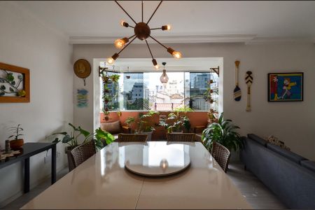 Apartamento à venda com 108m², 3 quartos e 2 vagas Apartamento à venda com 108m², 3 quartos e 2 vagasSala Ambientes