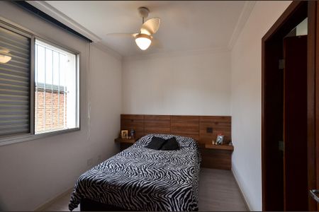 Apartamento à venda com 108m², 3 quartos e 2 vagas Apartamento à venda com 108m², 3 quartos e 2 vagasSuíte
