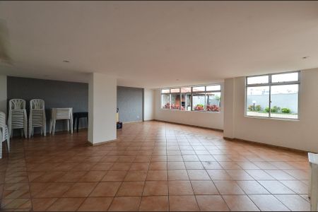 Apartamento à venda com 108m², 3 quartos e 2 vagas Apartamento à venda com 108m², 3 quartos e 2 vagasÁrea comum - Salão de festas