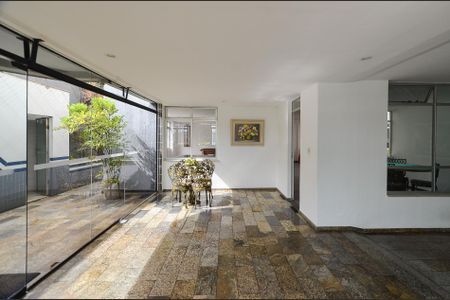 Apartamento à venda com 108m², 3 quartos e 2 vagas Apartamento à venda com 108m², 3 quartos e 2 vagasHall de entrada
