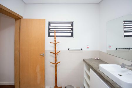 Casa à venda com 300m², 3 quartos e 2 vagasBanheiro da Suíte