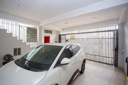 Casa à venda com 300m², 3 quartos e 2 vagasGaragem
