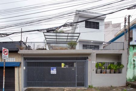 Casa à venda com 300m², 3 quartos e 2 vagasFachada