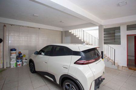 Casa à venda com 300m², 3 quartos e 2 vagasGaragem