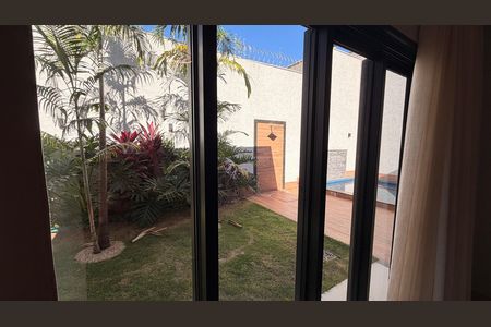 Vista da Suíte de casa para alugar com 3 quartos, 360m² em Moinho dos Ventos, Goiânia