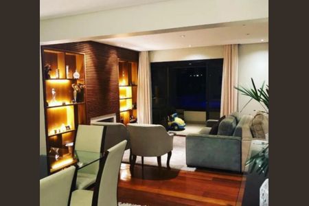 Foto 13 de apartamento para alugar com 4 quartos, 233m² em Vila Andrade, São Paulo