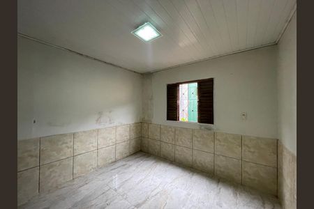 Casa para alugar com 75m², 2 quartos e sem vaga