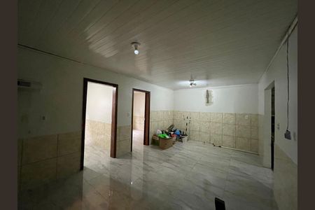 Casa para alugar com 75m², 2 quartos e sem vaga