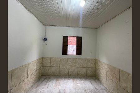 Casa para alugar com 75m², 2 quartos e sem vaga