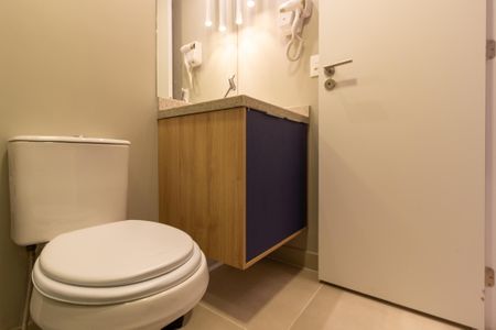 Banheiro de kitnet/studio à venda com 1 quarto, 25m² em Paraíso, São Paulo