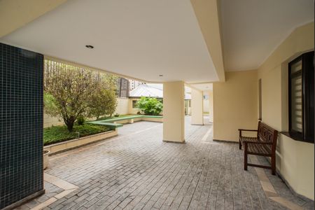Apartamento à venda com 112m², 2 quartos e 2 vagas Apartamento à venda com 112m², 2 quartos e 2 vagasHall de entrada