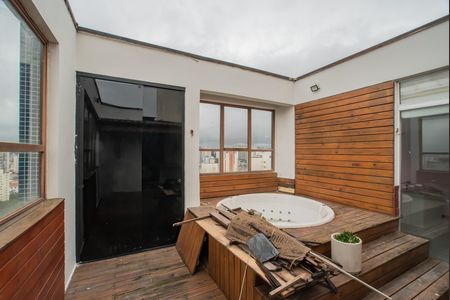 Apartamento à venda com 112m², 2 quartos e 2 vagas Apartamento à venda com 112m², 2 quartos e 2 vagasCobertura - Espaço gourmet