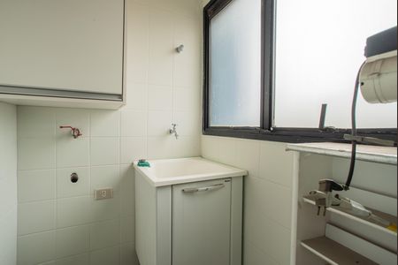 Apartamento à venda com 112m², 2 quartos e 2 vagas Apartamento à venda com 112m², 2 quartos e 2 vagasÁrea de Serviço