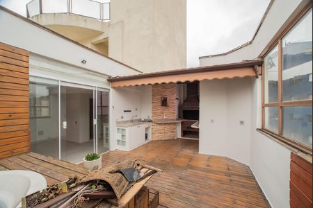 Apartamento à venda com 112m², 2 quartos e 2 vagas Apartamento à venda com 112m², 2 quartos e 2 vagasCobertura - Espaço gourmet