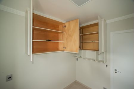 Apartamento à venda com 112m², 2 quartos e 2 vagas Apartamento à venda com 112m², 2 quartos e 2 vagasQuarto