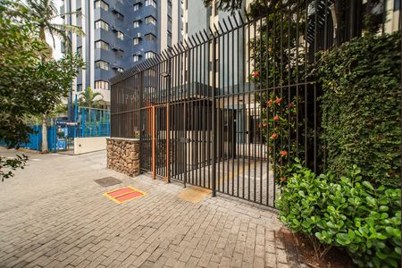 Apartamento à venda com 112m², 2 quartos e 2 vagas Apartamento à venda com 112m², 2 quartos e 2 vagasFrente