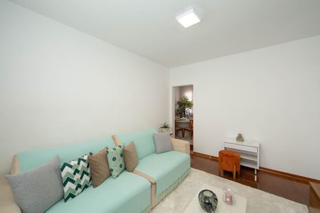 Apartamento à venda com 120m², 4 quartos e 2 vagas Apartamento à venda com 120m², 4 quartos e 2 vagasSala