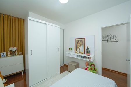 Apartamento à venda com 120m², 4 quartos e 2 vagas Apartamento à venda com 120m², 4 quartos e 2 vagasQuarto 2