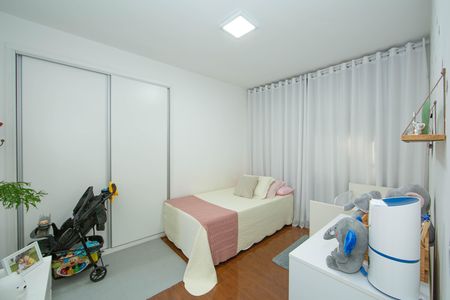 Apartamento à venda com 120m², 4 quartos e 2 vagas Apartamento à venda com 120m², 4 quartos e 2 vagasQuarto 4
