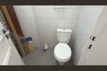 Apartamento à venda com 124m², 2 quartos e 2 vagasBanheiro de serviço