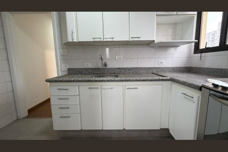 Apartamento à venda com 124m², 2 quartos e 2 vagasCozinha