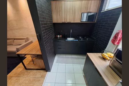 Apartamento à venda com 41m², 1 quarto e sem vaga Apartamento à venda com 41m², 1 quarto e sem vagaCozinha e Área de Serviço