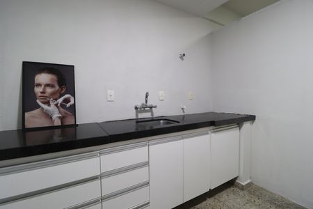 Casa para alugar com 150m², 8 quartos e 2 vagasCozinha 2