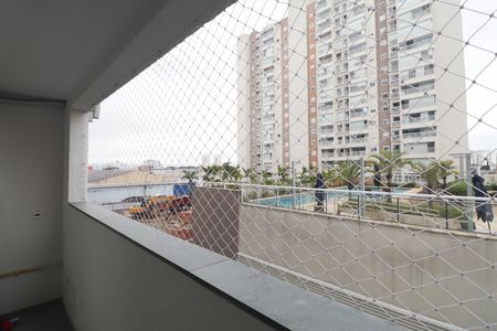 Apartamento para alugar com 42m², 2 quartos e sem vaga Apartamento para alugar com 42m², 2 quartos e sem vagaVaranda