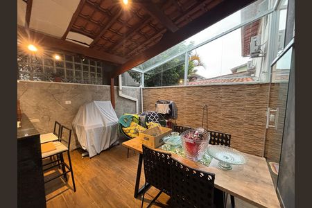 Casa para alugar com 140m², 3 quartos e 2 vagas Casa para alugar com 140m², 3 quartos e 2 vagasCozinha