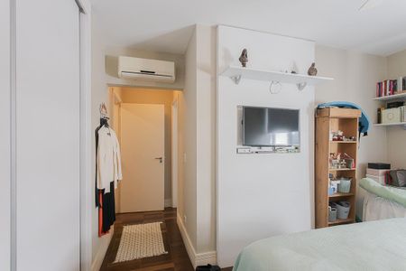Apartamento à venda com 129m², 2 quartos e 1 vaga Apartamento à venda com 129m², 2 quartos e 1 vagaSuíte