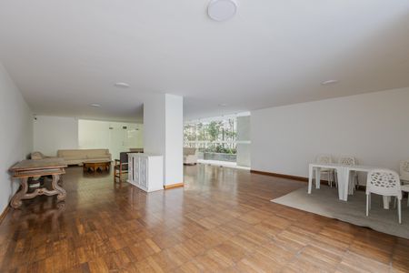Apartamento à venda com 129m², 2 quartos e 1 vagaSalão de Festas