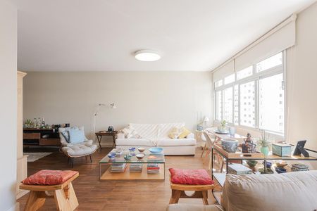 Apartamento à venda com 129m², 2 quartos e 1 vaga Apartamento à venda com 129m², 2 quartos e 1 vagaSala