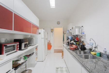 Apartamento à venda com 129m², 2 quartos e 1 vaga Apartamento à venda com 129m², 2 quartos e 1 vagaCozinha