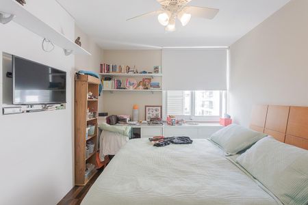 Apartamento à venda com 129m², 2 quartos e 1 vaga Apartamento à venda com 129m², 2 quartos e 1 vagaSuíte