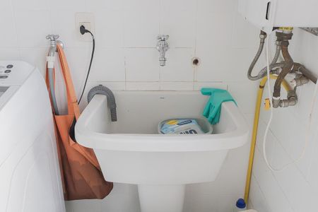 Apartamento à venda com 129m², 2 quartos e 1 vaga Apartamento à venda com 129m², 2 quartos e 1 vagaÁrea de Serviço
