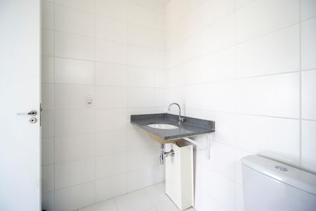 Banheiro de kitnet/studio à venda com 1 quarto, 31m² em Penha de França, São Paulo