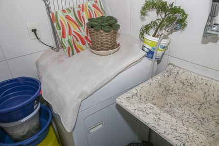 Apartamento à venda com 55m², 1 quarto e 1 vaga Apartamento à venda com 55m², 1 quarto e 1 vagaCozinha e Área de Serviço