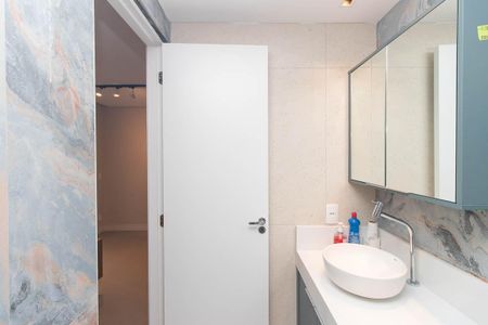 Apartamento à venda com 43m², 2 quartos e sem vagaBanheiro