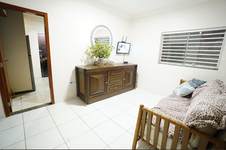 Casa à venda com 300m², 4 quartos e 4 vagas