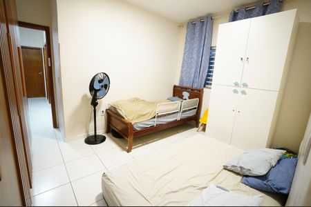 Casa à venda com 300m², 4 quartos e 4 vagas