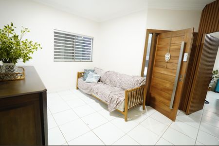 Casa à venda com 300m², 4 quartos e 4 vagas