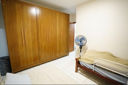 Casa à venda com 300m², 4 quartos e 4 vagas