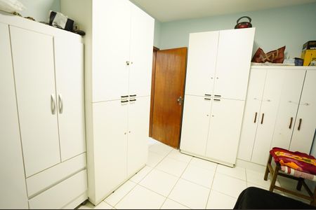 Casa à venda com 300m², 4 quartos e 4 vagas