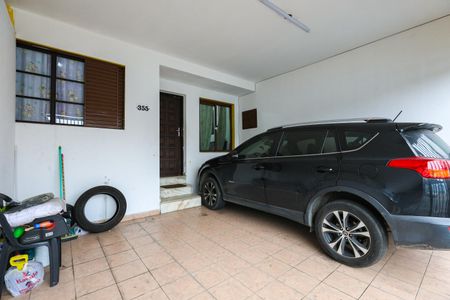 Casa para alugar com 111m², 2 quartos e 2 vagas Casa para alugar com 111m², 2 quartos e 2 vagasGaragem
