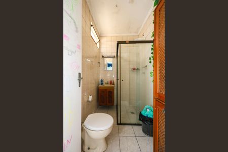 Casa para alugar com 111m², 2 quartos e 2 vagas Casa para alugar com 111m², 2 quartos e 2 vagasBanheiro da Suíte