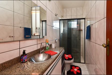 Casa para alugar com 300m², 3 quartos e 4 vagas Casa para alugar com 300m², 3 quartos e 4 vagasBanheiro Social