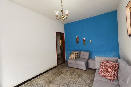 Casa para alugar com 300m², 3 quartos e 4 vagas Casa para alugar com 300m², 3 quartos e 4 vagasSala de Estar