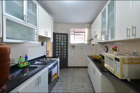 Casa para alugar com 300m², 3 quartos e 4 vagas Casa para alugar com 300m², 3 quartos e 4 vagasCozinha